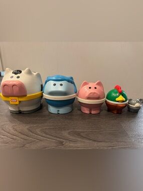 Vintage Little Tikes Farm Animal Nesting Toy